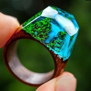 ❤️FLASH SALE ❤️Secret wood azule falls ring size 6